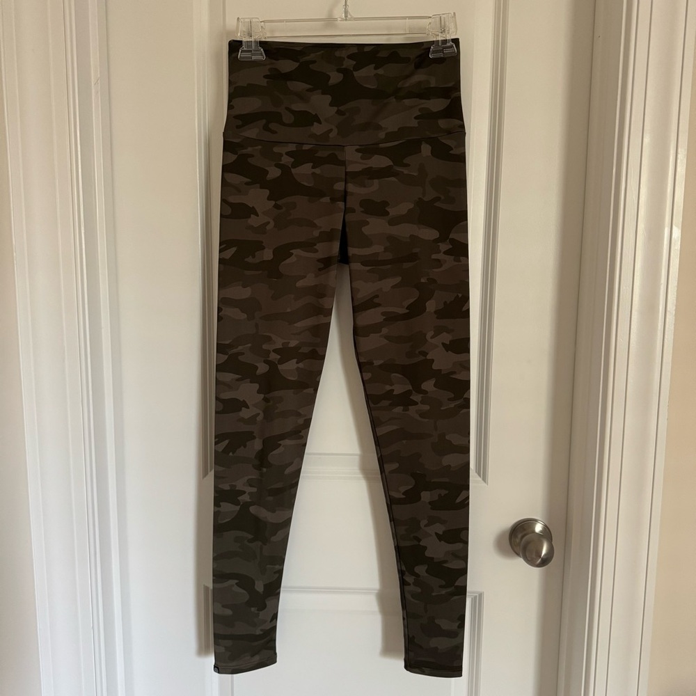 Onzie Brown and Green Camouflage Leggings, S/M